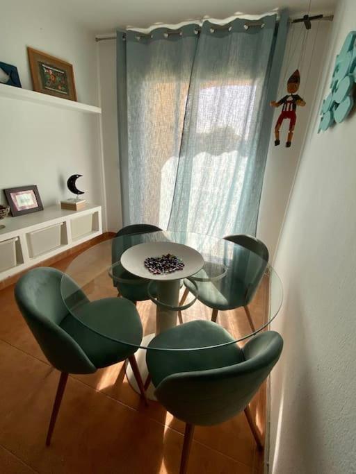 Coqueto Apartamento Para 4 Personas En Tarifa Exterior foto